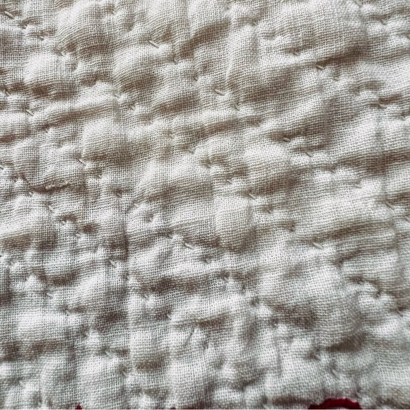 Gorgeous 66”x75” Antique From 1908 Hand Stitched Cotton Quilt. - Picture 6 of 13